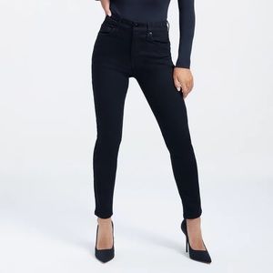 Good American Good Petite Skinny Size 14-18